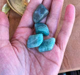 Pierre roulée en amazonite